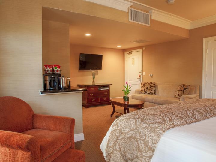 Best Western Plus Sunset Plaza Hotel | West Hollywood, CA | 34
