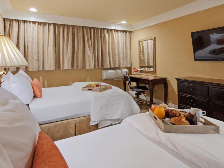 Best Western Plus Sunset Plaza Hotel | West Hollywood, CA | 12